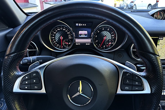 Mercedes-Benz SLC180 18 of 30