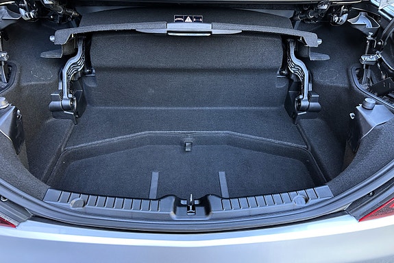 Mercedes-Benz SLC180 16 of 30