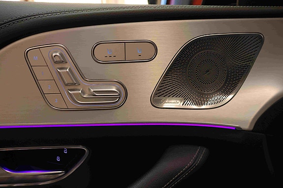 Mercedes-Benz GLE350 de 28 of 30