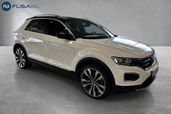 Volkswagen T-Roc 9 of 30