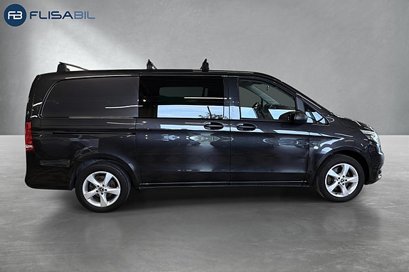 Mercedes-Benz Vito 119 9 of 30