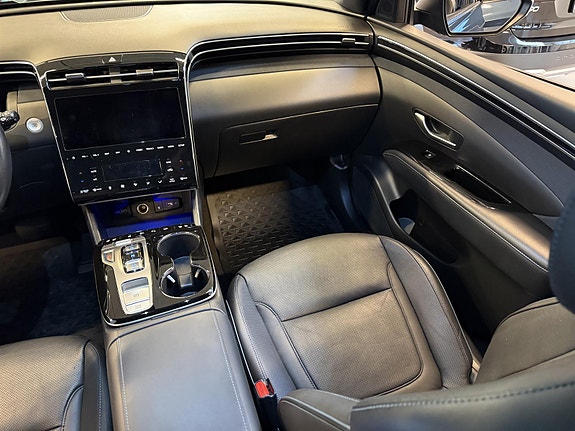 Hyundai Tucson 8 of 23