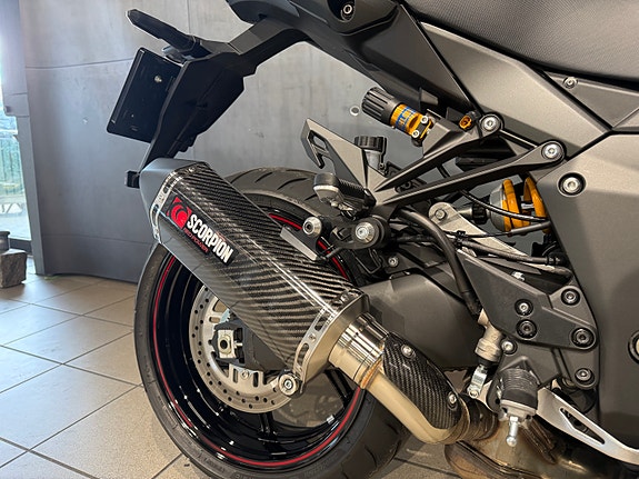Kawasaki Ninja 1100 SX SE 18 of 18
