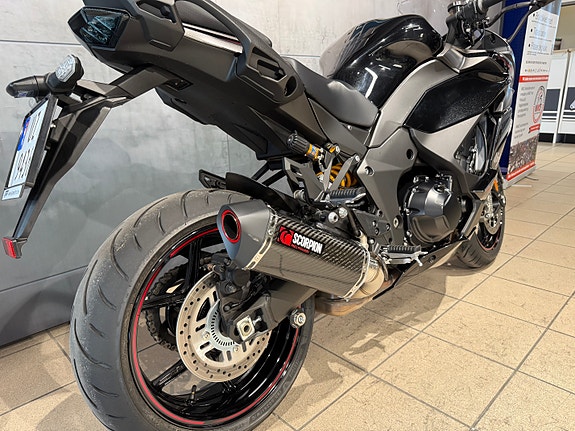 Kawasaki Ninja 1100 SX SE 15 of 18