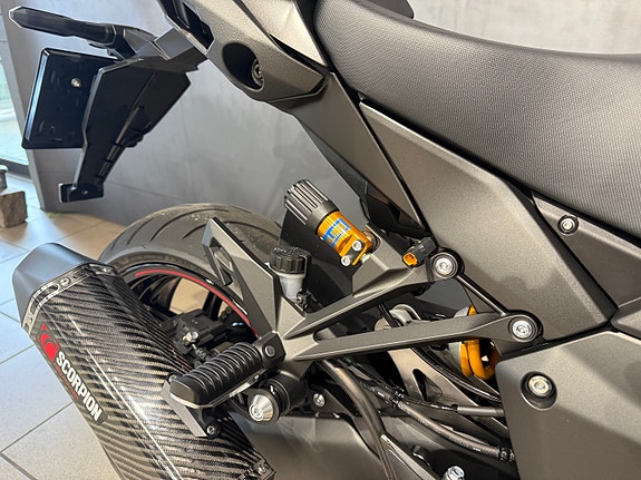 Kawasaki Ninja 1100 SX SE 17 of 18