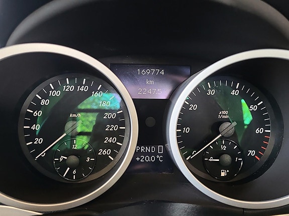 Mercedes-Benz SLK200 15 of 20