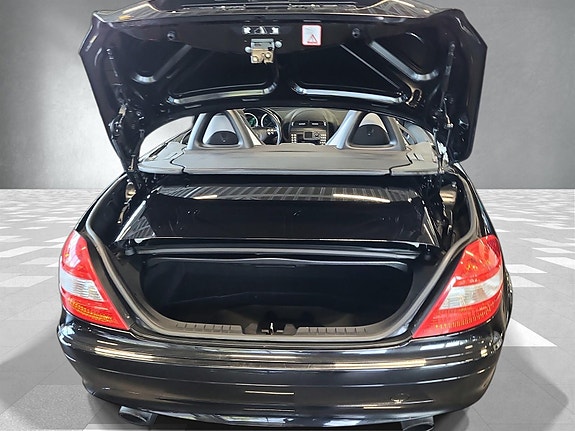 Mercedes-Benz SLK200 20 of 20