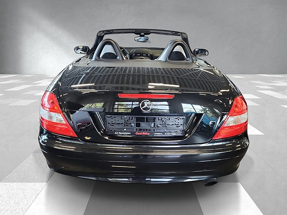Mercedes-Benz SLK200 6 of 20