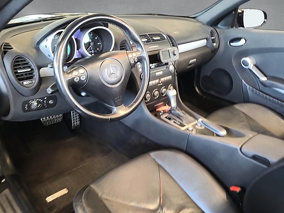 Mercedes-Benz SLK200 10 of 20