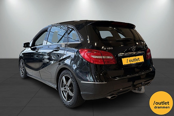 Mercedes-Benz B180 3 of 20