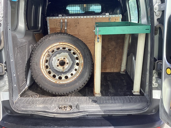 Ford Transit Connect 12 of 12