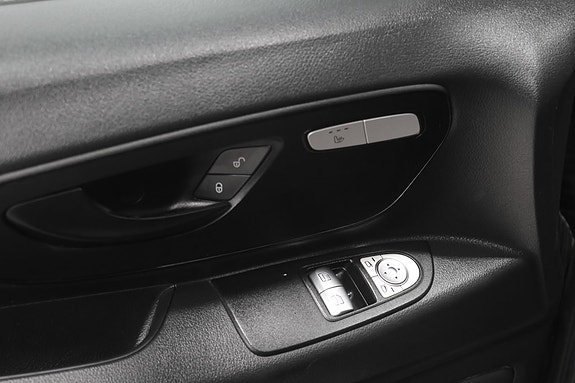 Mercedes-Benz Vito 119 10 of 23