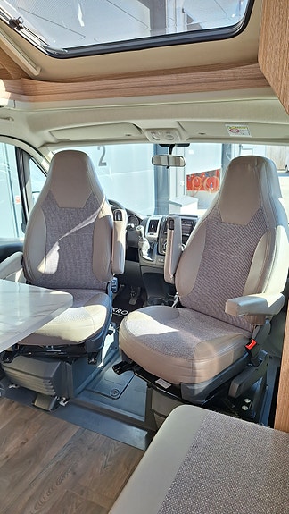 Carado T448 14 of 30