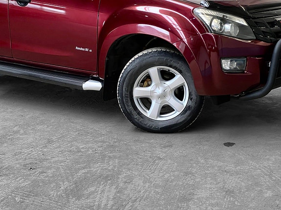 Isuzu D-max 4 of 30