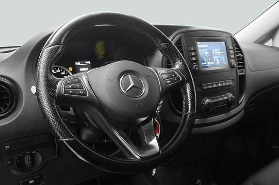Mercedes-Benz Vito 119 13 of 23