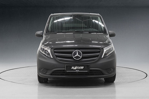 Mercedes-Benz Vito 119 7 of 23