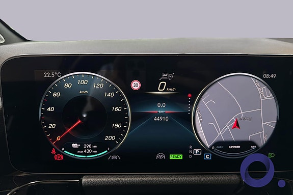 Mercedes-Benz EQA300 18 of 24