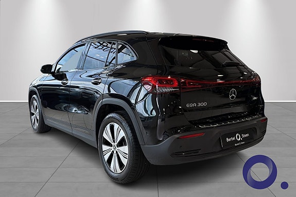 Mercedes-Benz EQA300 3 of 24