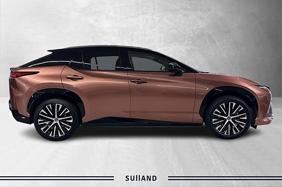 Lexus RZ450e 6 of 30