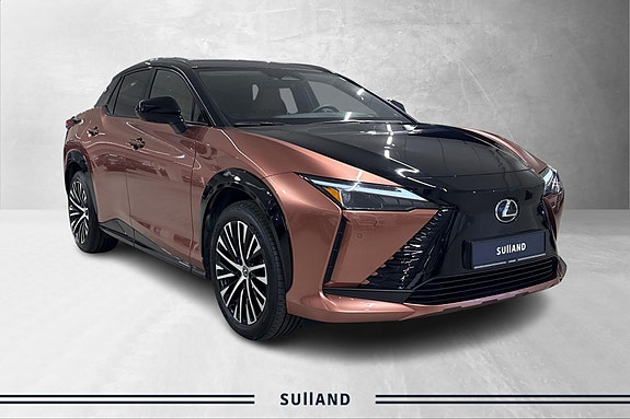 Lexus RZ450e 7 of 30
