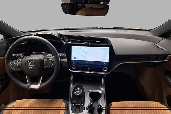 Lexus RZ450e 17 of 30