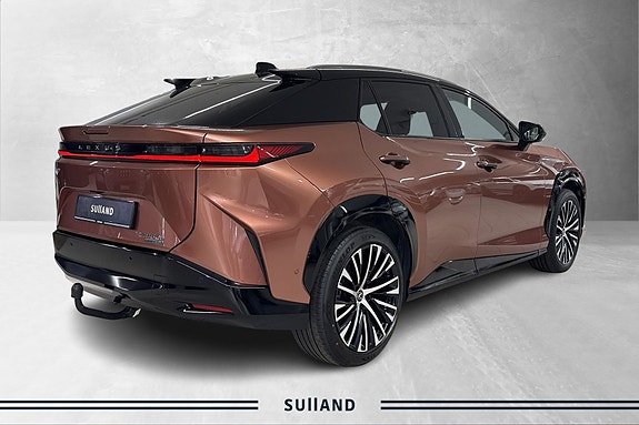 Lexus RZ450e 5 of 30