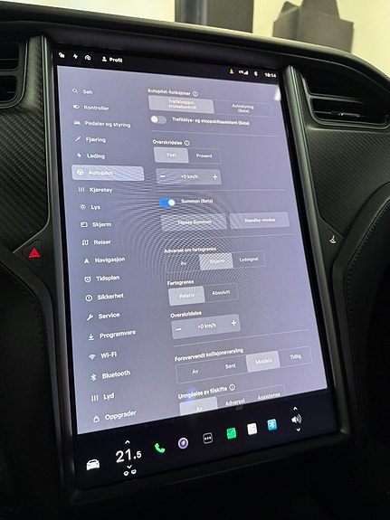 Tesla Model S 27 of 27