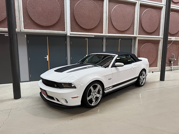 Ford Mustang 3 of 30