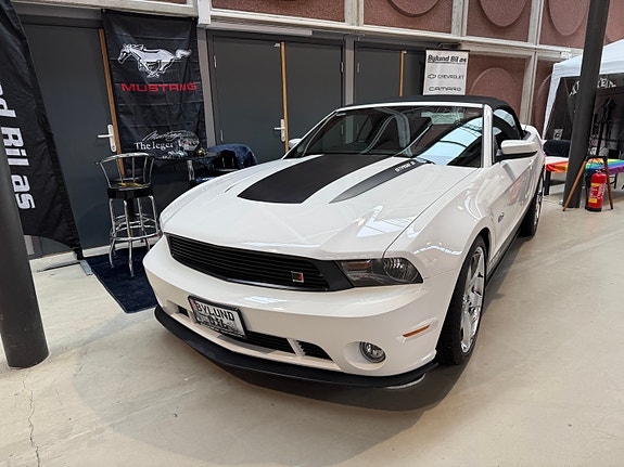 Ford Mustang 6 of 30