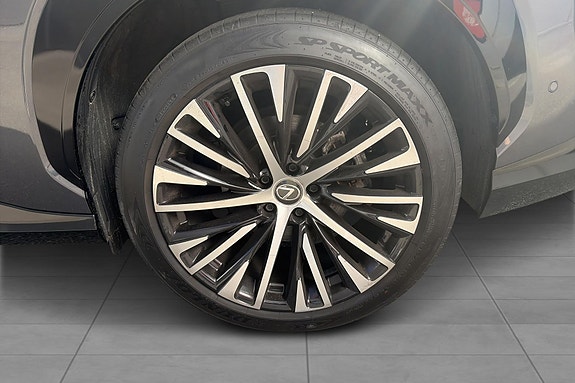 Lexus RZ450e 21 of 22