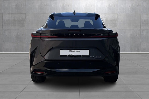 Lexus RZ450e 4 of 22