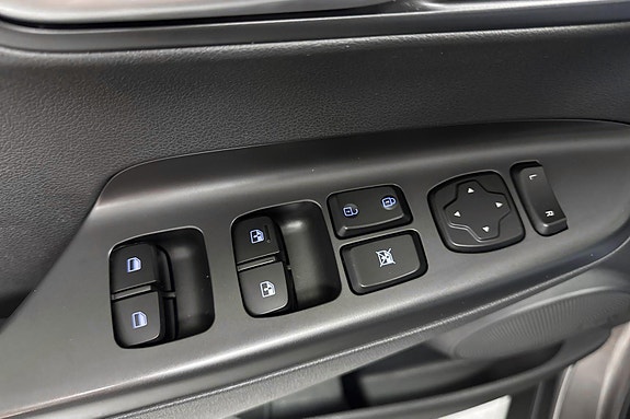 Hyundai Kona 24 of 30