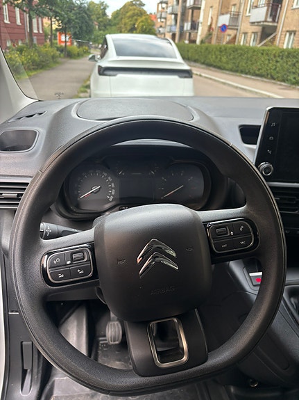 Citroen Berlingo 8 of 18
