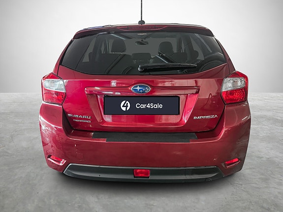 Subaru Impreza 4 of 26