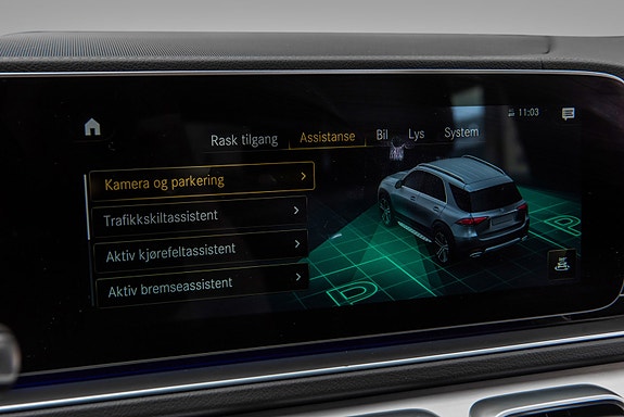 Mercedes-Benz GLE350 de 26 of 30