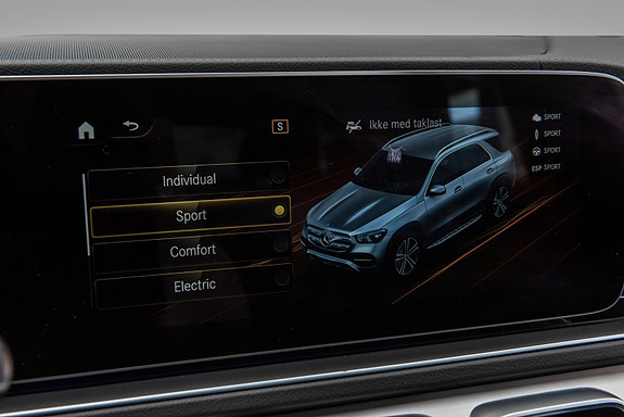 Mercedes-Benz GLE350 de 27 of 30