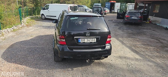 Mercedes-Benz M-Klasse 5 of 23