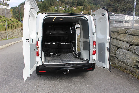 Maxus e-Deliver 3 6 of 16