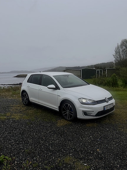 Volkswagen Golf VII 8 of 19