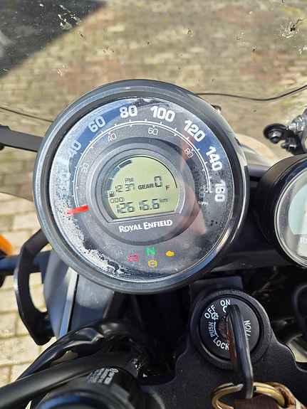 Royal Enfield Scram 411 8 of 9