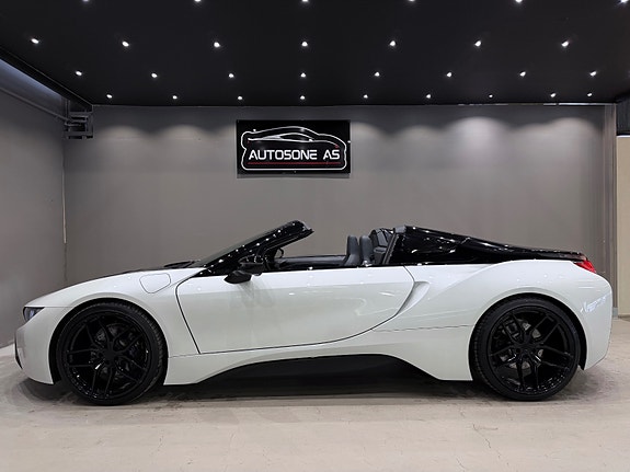 BMW i8 11 of 30