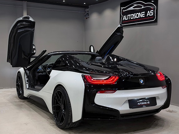 BMW i8 17 of 30