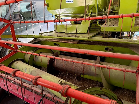 CLAAS 1973 Compact 25 Tresker 10 of 30