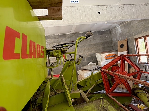 CLAAS 1973 Compact 25 Tresker 8 of 30