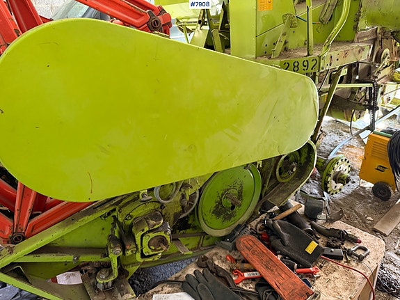 CLAAS 1973 Compact 25 Tresker 17 of 30
