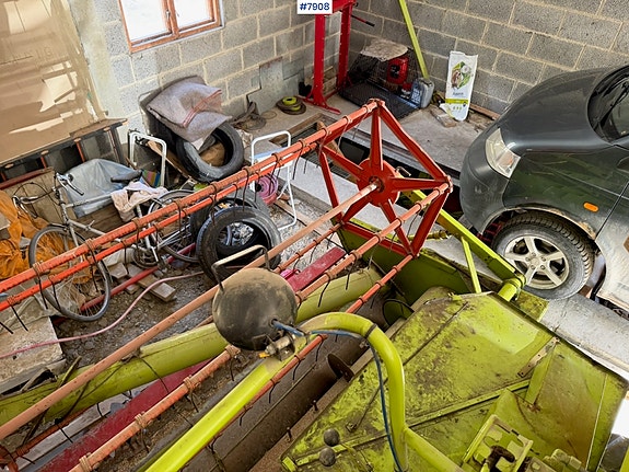 CLAAS 1973 Compact 25 Tresker 12 of 30