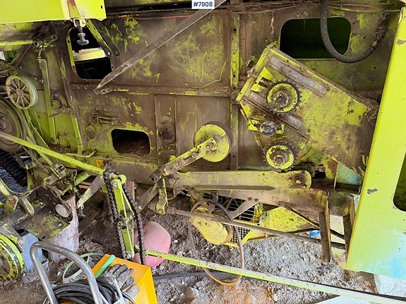CLAAS 1973 Compact 25 Tresker 24 of 30