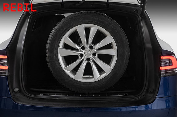 Tesla Model X 30 of 30