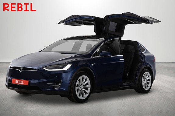 Tesla Model X 7 of 30