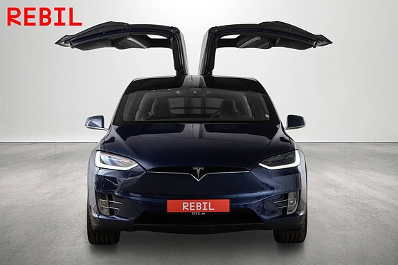 Tesla Model X 8 of 30